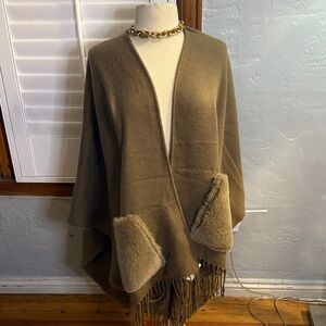 Elegant Brown Women's Sweater with Fringe